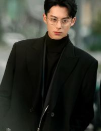 #TDC_N 74	TỔNG TÀI MẮC CẠN: KHI THƯ KÝ NHỎ LÊN NGÔI