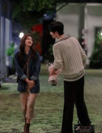 #TDC_N 50	MẶT NẠ HOÀN HẢO: KẾ HOẠCH CỦA KẺ BỊ PHẢN BỘI